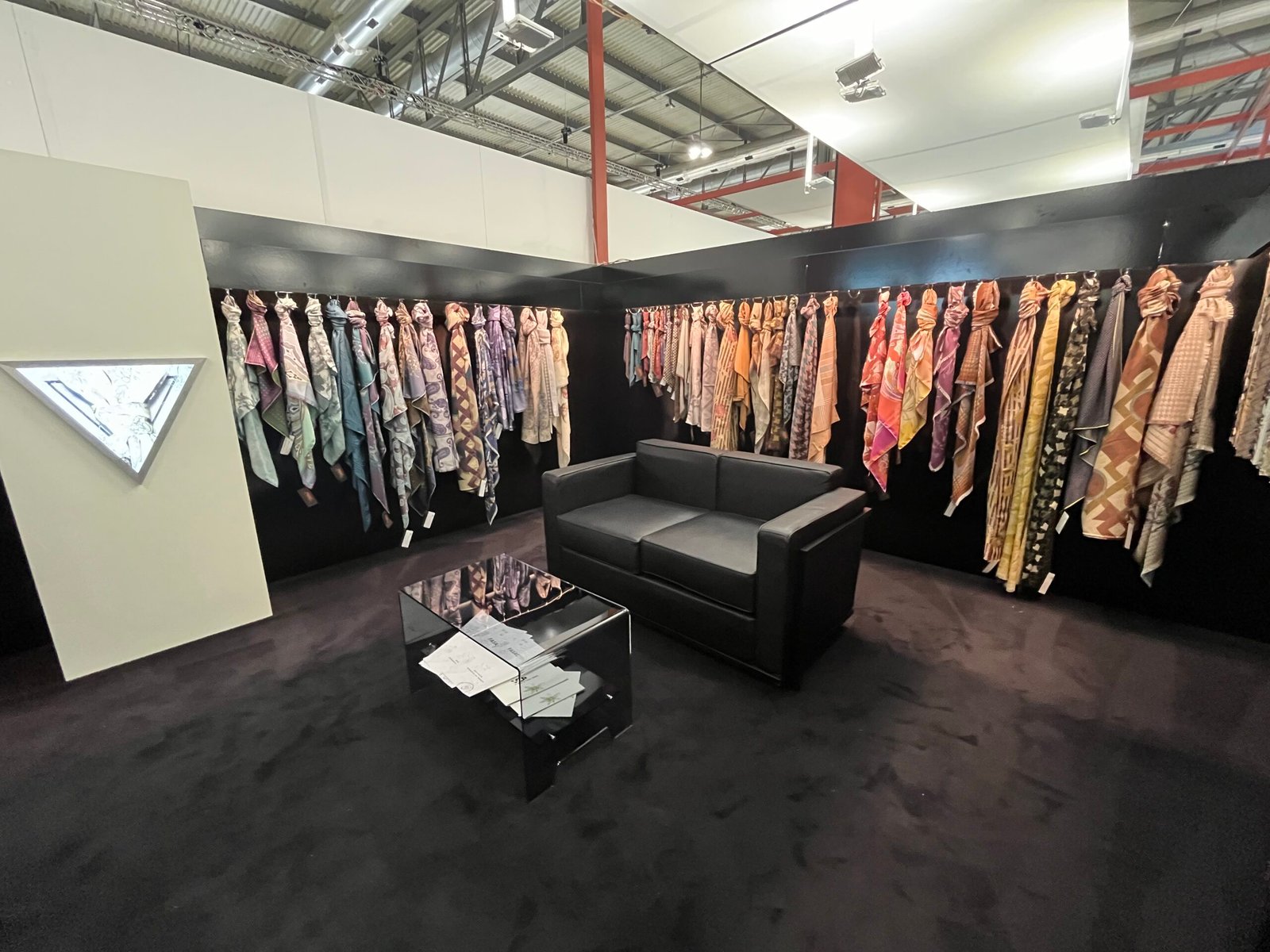 stand fieristico personalizzato per fashion brand
