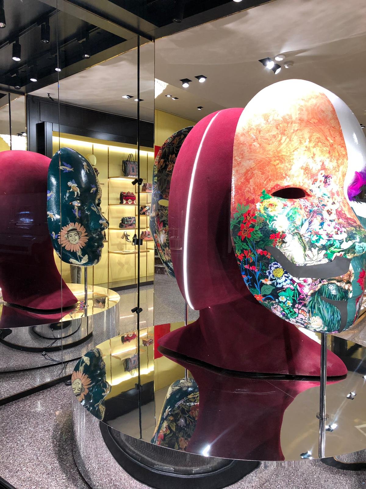 vetrina visual merchandising Etro